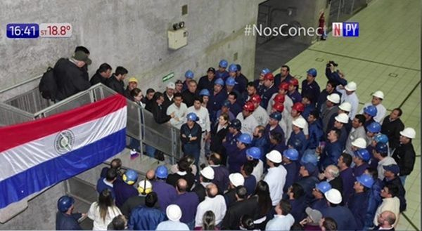 Yacyretá: "No necesitamos permiso de Argentina, no somos subordinados" | Noticias Paraguay