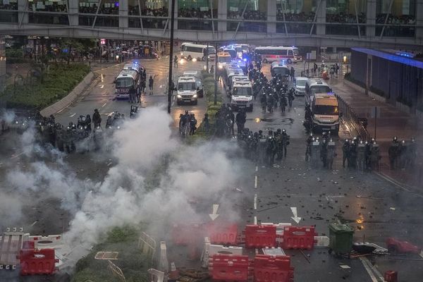 Hong Kong trata de calmar un repunte de la tensión en las manifestaciones - Mundo - ABC Color