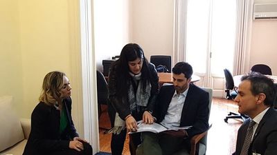Whittingslow pide que declaren persona no grata a Kriskovich - Nacionales - ABC Color
