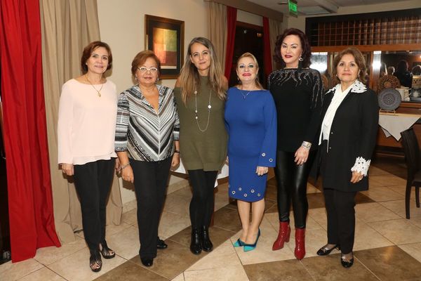Caffè Culturale de las damas italianas