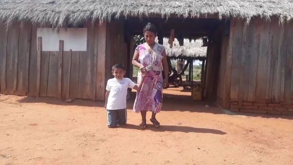 Niño con discapacidad pide ayuda para estudiar