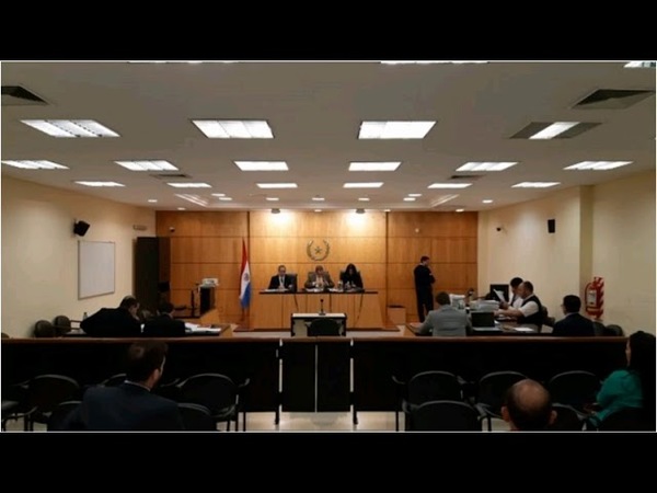 Juicio oral del intendente Casas: dicen que juez que preside el Tribunal preopina