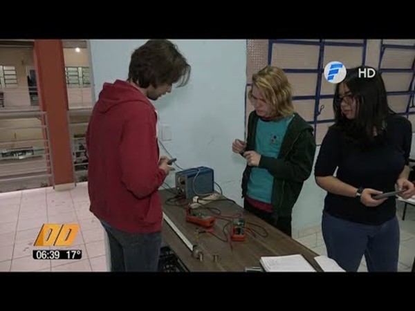 Clasificados para Olimpiadas de Física pero sin recursos para viajar