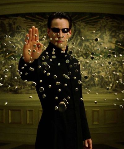 Recargada y con más revoluciones, Matrix vuelve a las salas de cine - Periodismo Joven - ABC Color