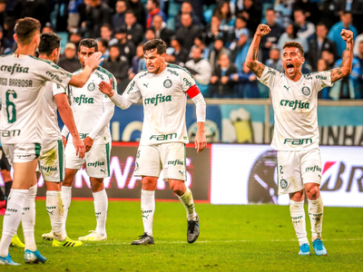 Palmeiras parte con ventaja ante Gremio