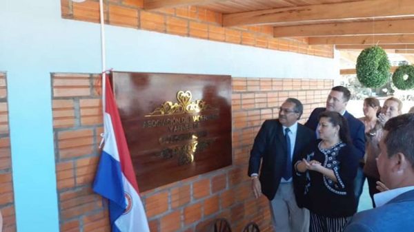 Inauguración de la nueva sede de los madereros de Caaguazú