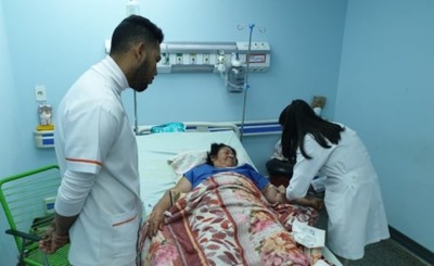Exfuncionaria municipal necesita ayuda para prótesis