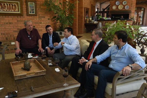 Cartes: “Muero de ganas por ser senador” - Nacionales - ABC Color