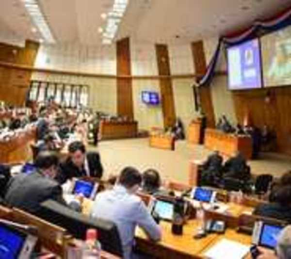 Diputados salva a 12 intendentes - Paraguay.com