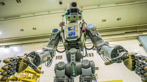 Nave con el androide ruso Fedor se acopló a la estación espacial