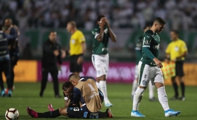 HOY / Gremio remonta al Palmeiras y se inscribe en la semifinal de la Libertadores