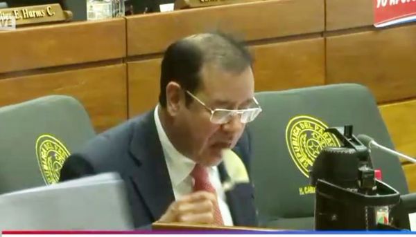 Cuevas queda sin fueros y será procesado por “tragadas” - Política - ABC Color
