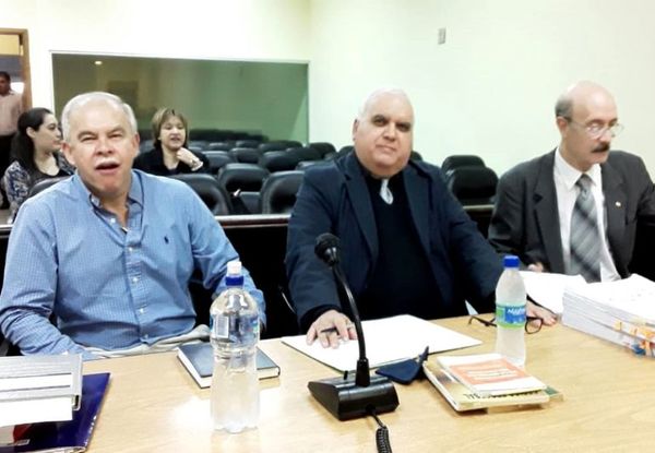 Tribunal divide juicio del exministro Walter Bower - Judiciales y Policiales - ABC Color