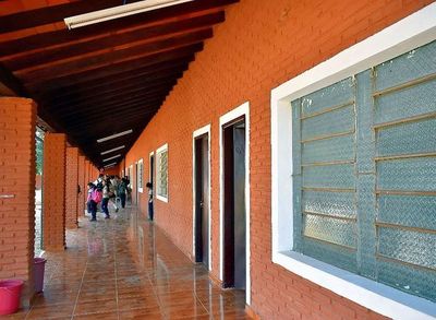 Mejoran escuelas de Mauricio José Troche - Interior - ABC Color