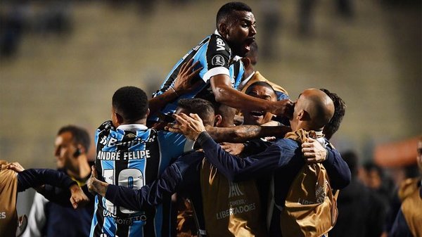 Gremio logró una gran remontada y avanzó a la semifinales de la Libertadores » Ñanduti