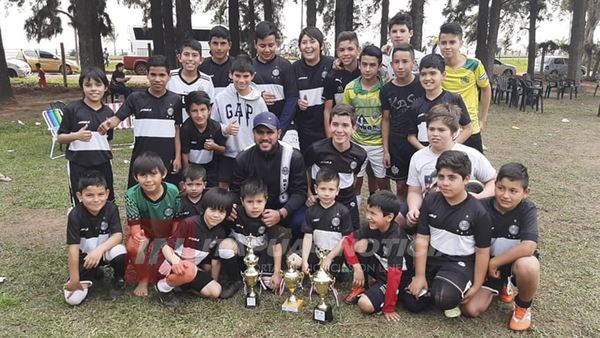 ARRANCA EL CAMPEONATO CLAUSURA DE ESCUELAS DE FÚTBOL EN BOGADO