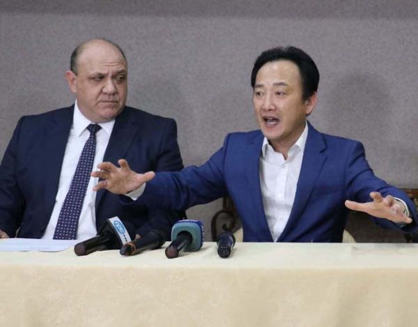 Alegan que gresca coreana en CDE fue en defensa de Kim
