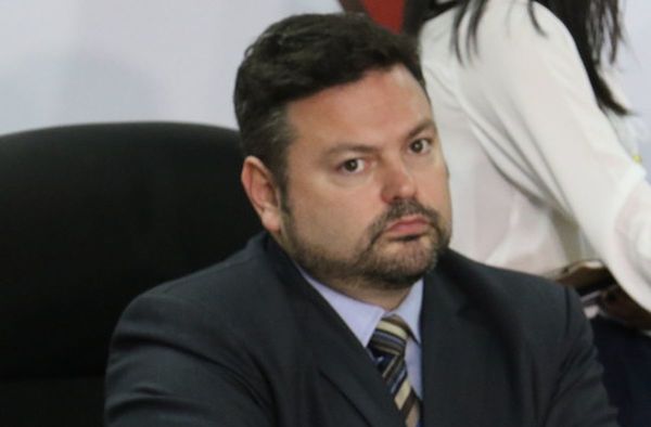 Confían en objetividad de jueza para evitar refugio de Arrom y Martí