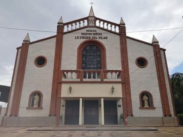 Dijo que quería confesarse y terminó robando las ofrendas
