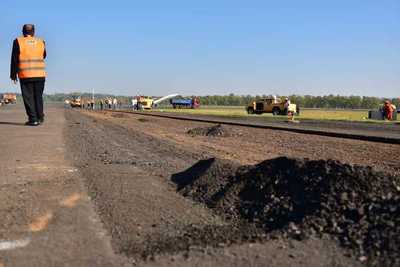 Continúan las obras de mantenimiento de la pista principal del Silvio Pettirossi | .::Agencia IP::.