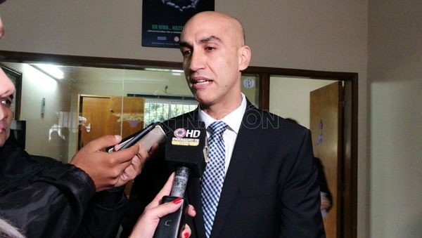 Directora de hospital fue destituida por “faltar a la verdad”