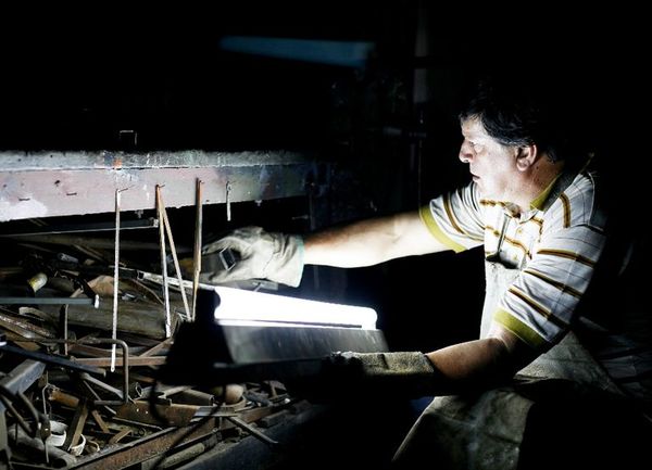 “Cuchillo de palo” exhiben esta tarde - Artes y Espectáculos - ABC Color