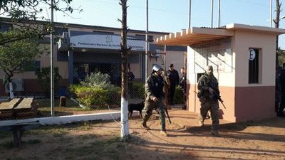 San Pedro: presos tenían armas blancas, celulares y marihuana en celdas