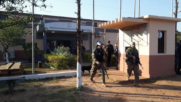 San Pedro: presos tenían armas blancas, celulares y marihuana en celdas