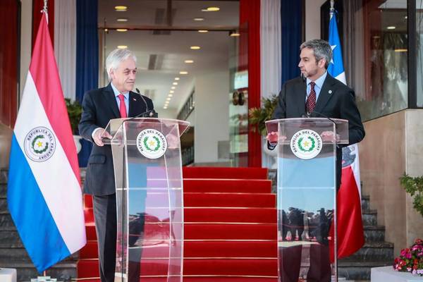 Abdo agradece solidaridad de Chile por asistencia para combatir incendios en el Chaco - ADN Paraguayo