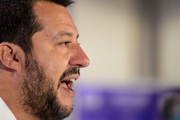 Maratónica negociación intenta formar un nuevo gobierno en Italia