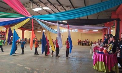 Colorida apertura de Olimpiada de Valores del CEM