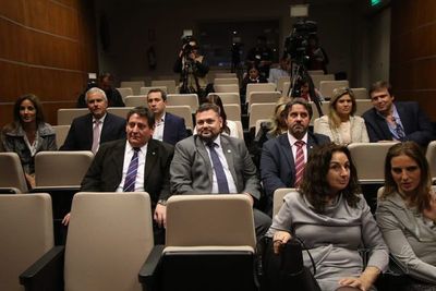 Inicia audiencia en Uruguay que decidirá futuro de Arrom-Martí-Colmán