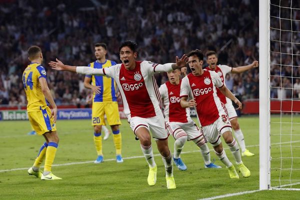 El Ajax, a fase de grupos - Fútbol - ABC Color
