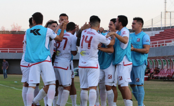 HOY / Pasa a Octavos ante un equipo que se ratifica en su mal momento