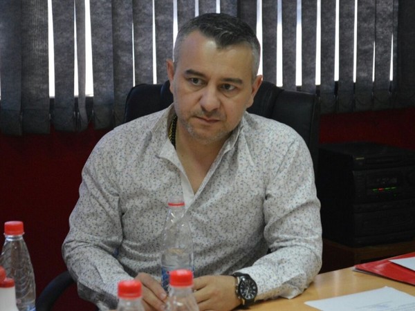 'No tengo nada personal contra Ferreiro, pero es un desgobierno total el municipio de Asunción', afirma Daniel Centurión