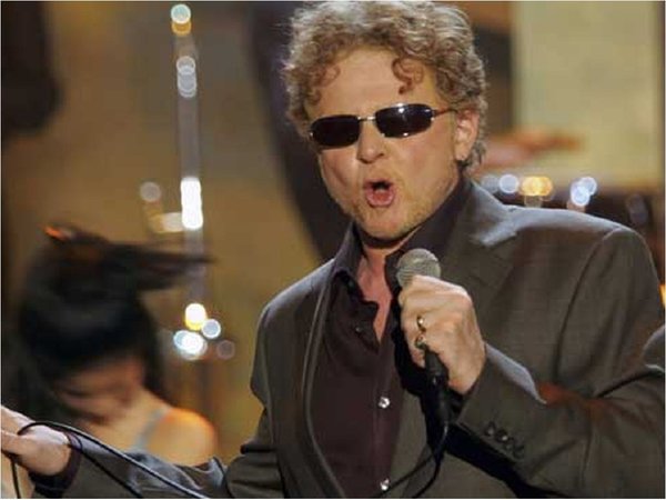 Simply Red regresan a ritmo de soul y funky con Blue Eyed Soul