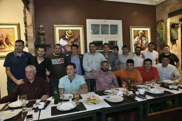 La cena de plata - Fútbol - ABC Color