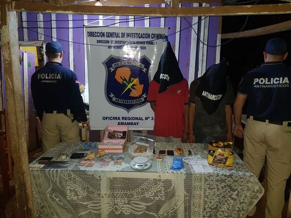 Detienen a dos personas con crack, marihuana y dinero en Pedro Juan Caballero - Nacionales - ABC Color