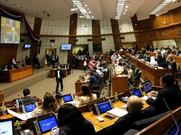 Intendentes salvados causaron perjuicio por G. 46.000 millones