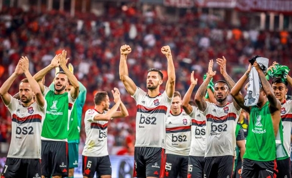 HOY / Flamengo empata y vuelve a semifinales de la Libertadores tras 35 años