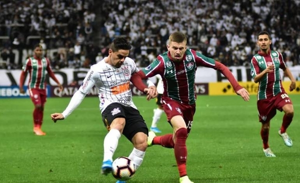 HOY / Fluminense y Corinthians definen un semifinalista en el Maracaná