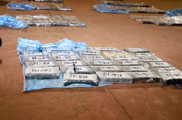 Buscan a dueño de casi tres toneladas de cocaína incautadas - Nacionales - ABC Color