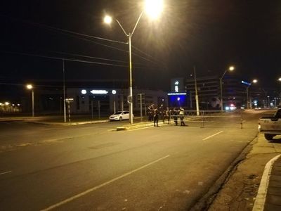 Petardos azulgranas para acompañar el descanso de River