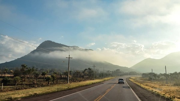 Temperaturas cálidas continuarán hasta mañana en todo el país