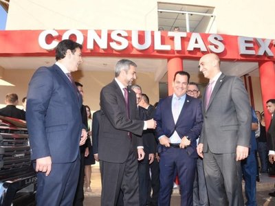 Friedmann cambia de postura y asegura que no renunciará al Senado