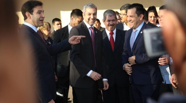 “Escucho a todos, pero no voy a delegar mi atribución de Presidente”