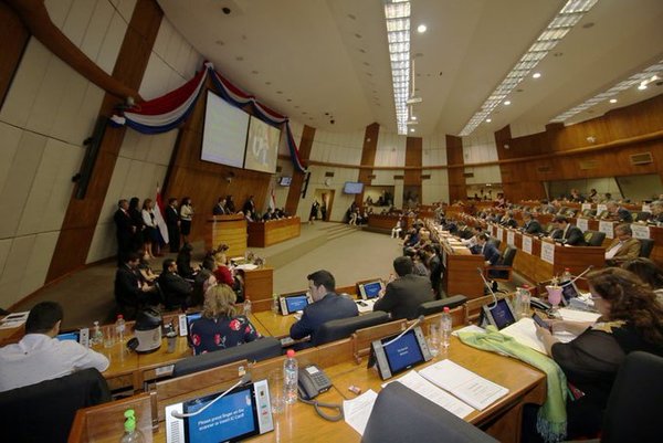 Cámara de Diputados salvó a cuestionados intendentes