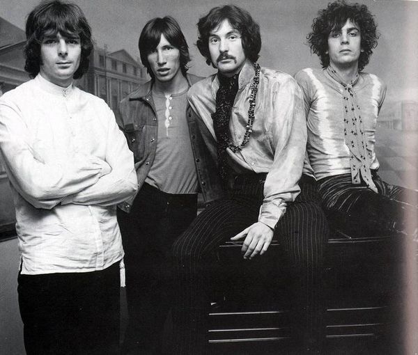Pink Floyd reúne última etapa discográfica con 13 horas de material inédito  - Música - ABC Color