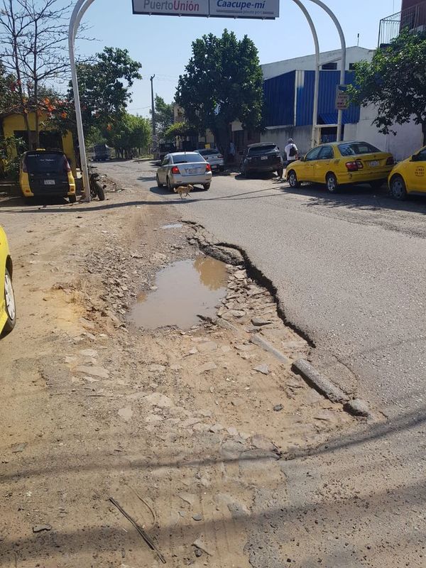 Mariano, ciudad llena de baches - Crónicas Ciudadanas - ABC Color