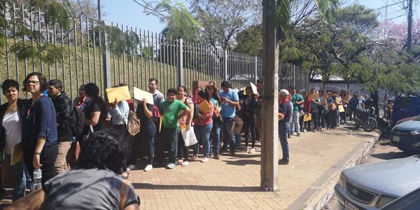 Cientos de personas se postulan para trabajar en Atención Primaria de la Salud
